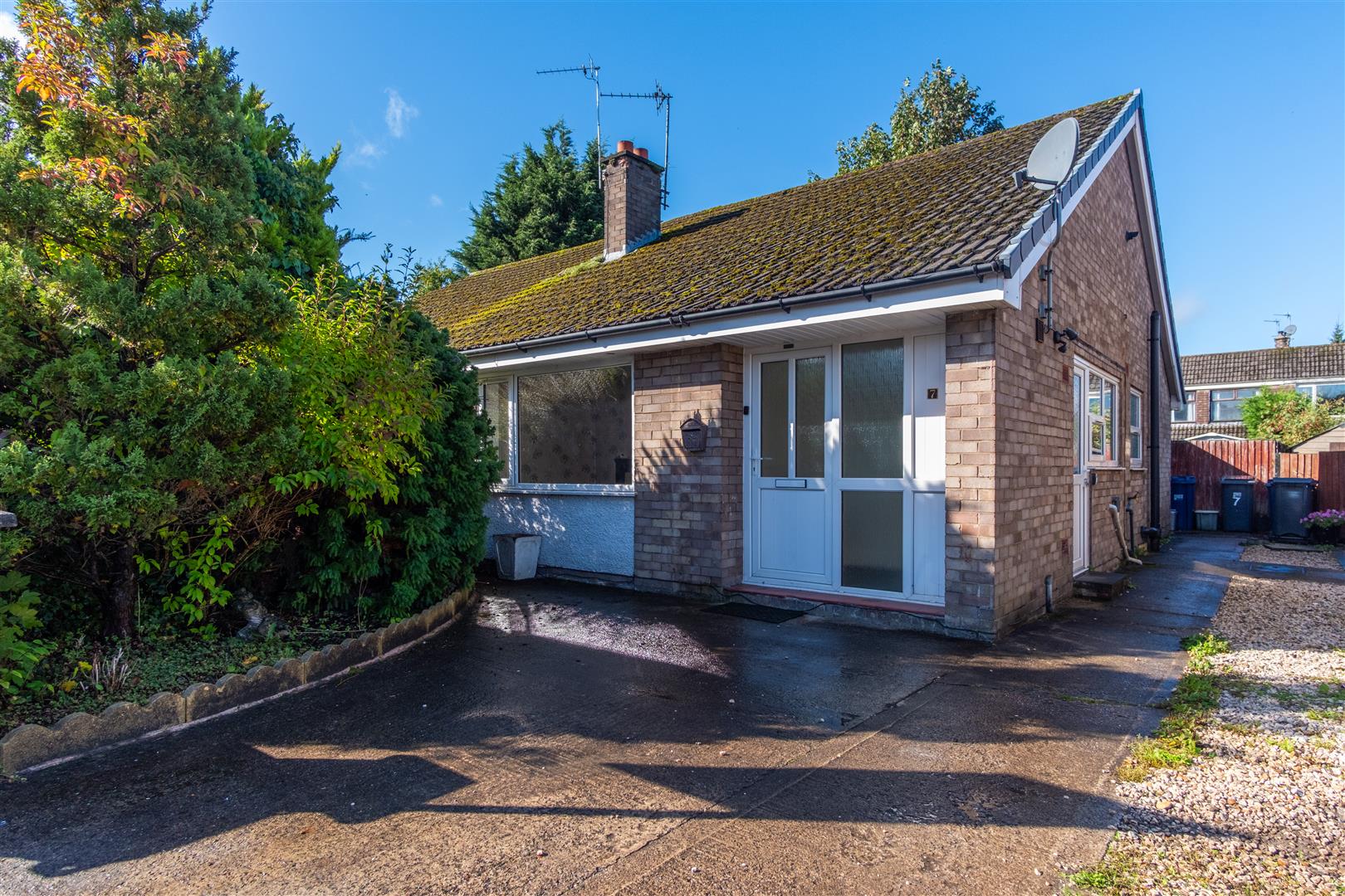 2 bed property in Fell Close, Preston
